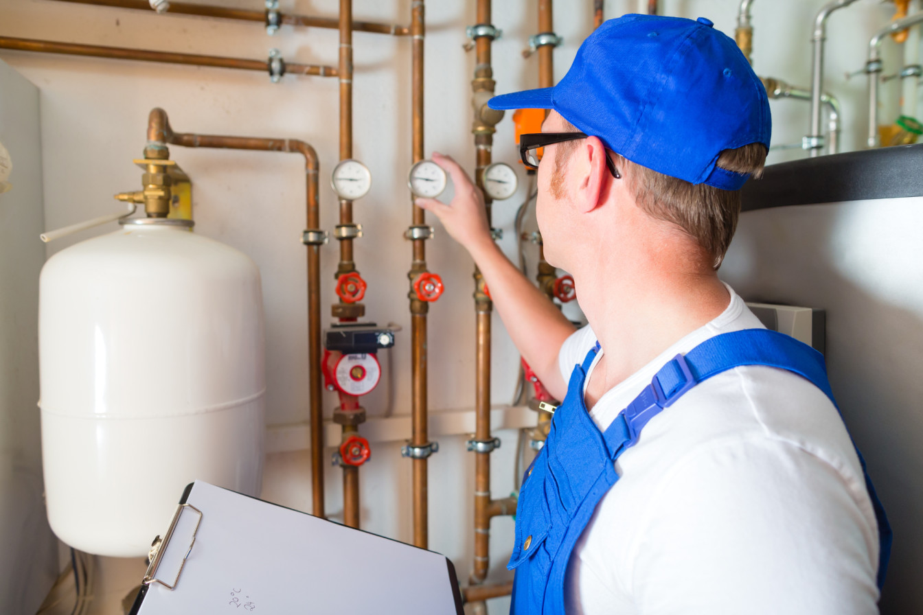 how does a hot water system work